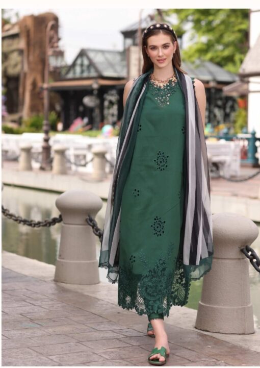 Noor D12- Bottle Green