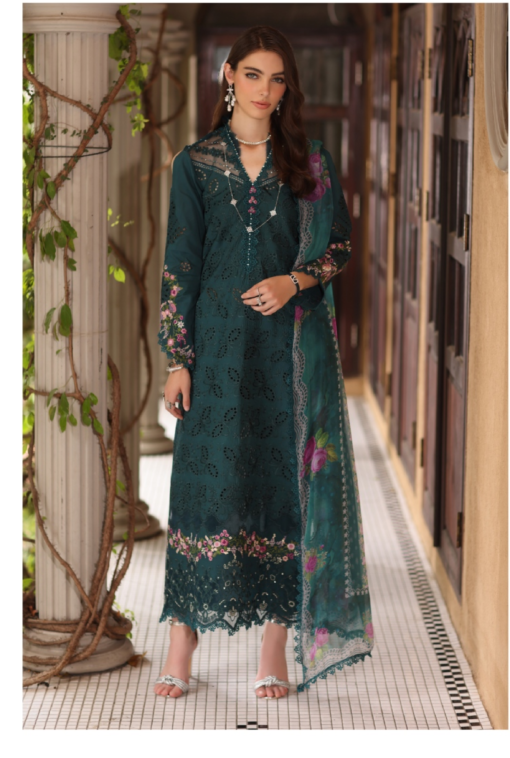 Noor Eid Schiffli D5